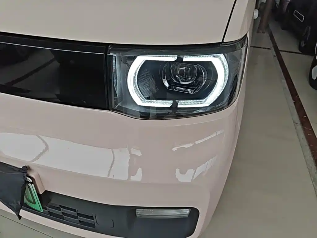 Wuling MINIEV — миниатюра 24