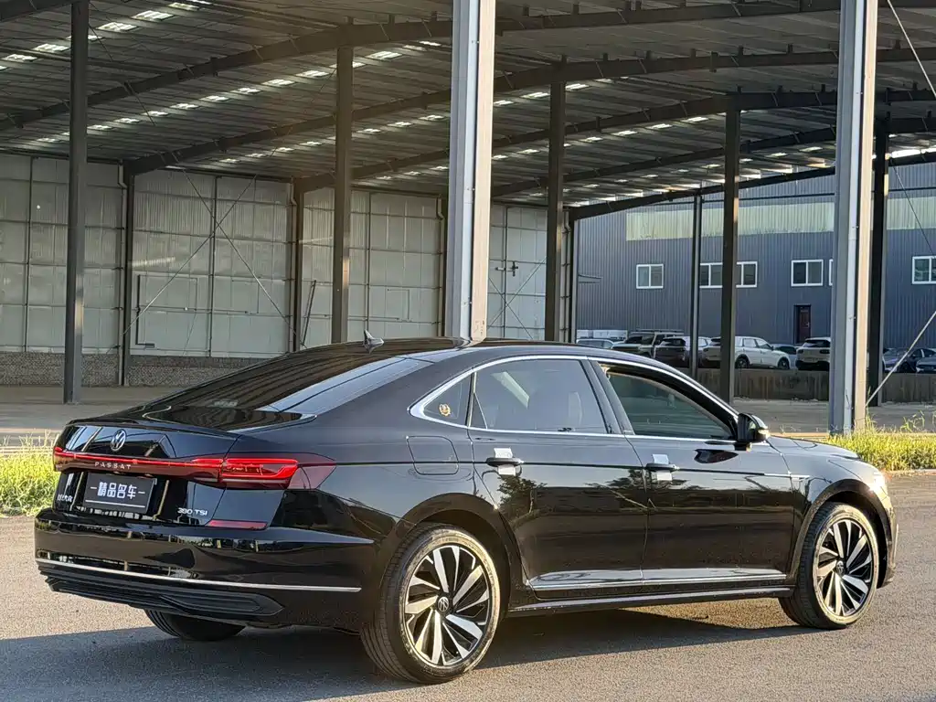 Volkswagen Passat — миниатюра 7