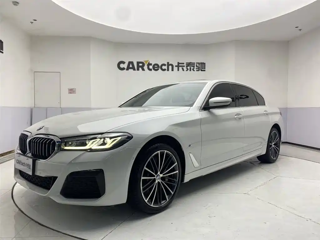 BMW 5 Series 2021