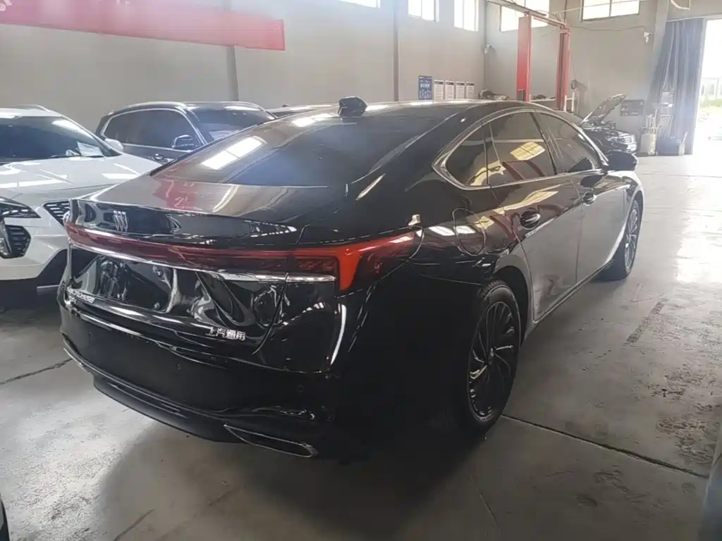 Buick LaCrosse — миниатюра 7