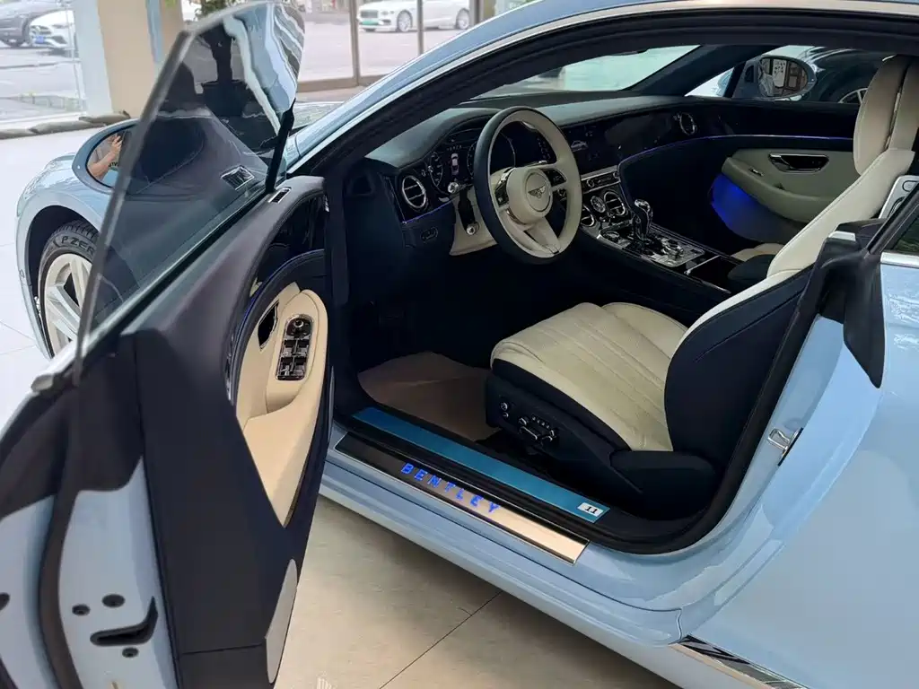 Bentley Continental — миниатюра 4