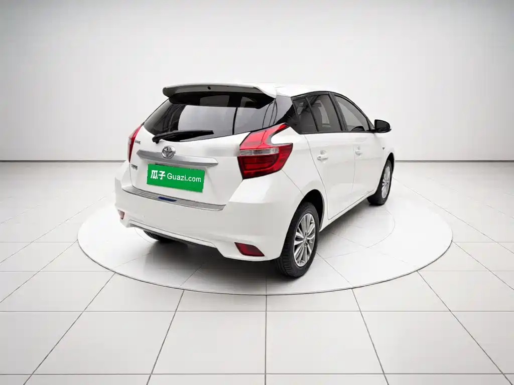 Toyota Vios FS — миниатюра 4