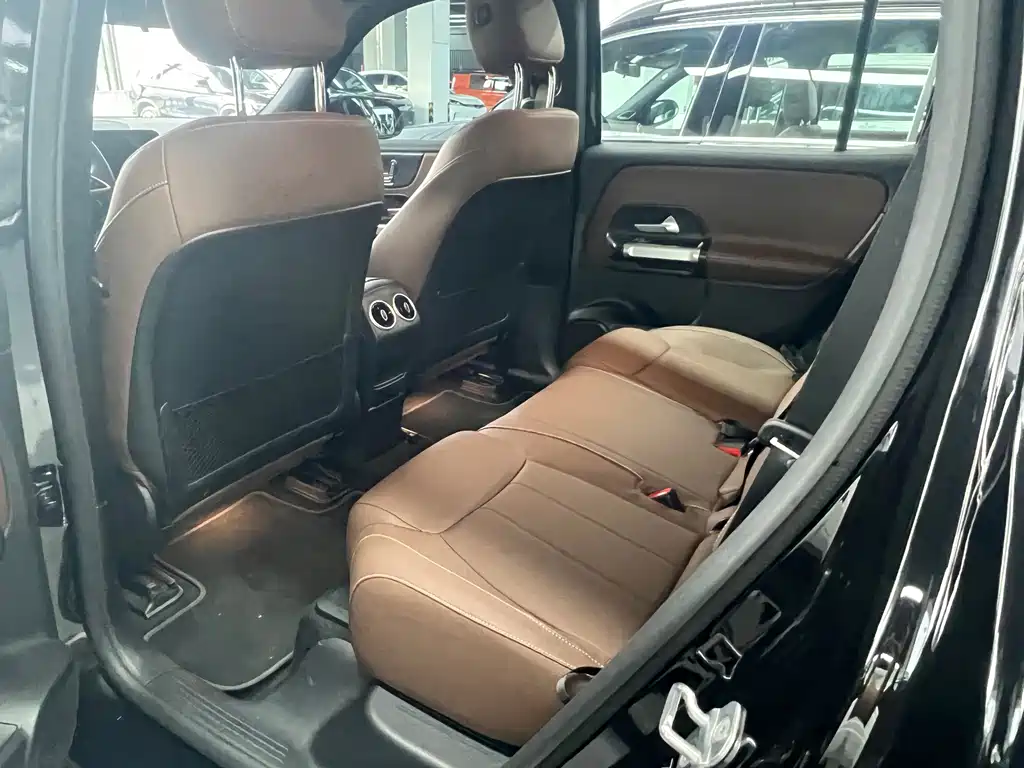 Mercedes-Benz EQB — миниатюра 6