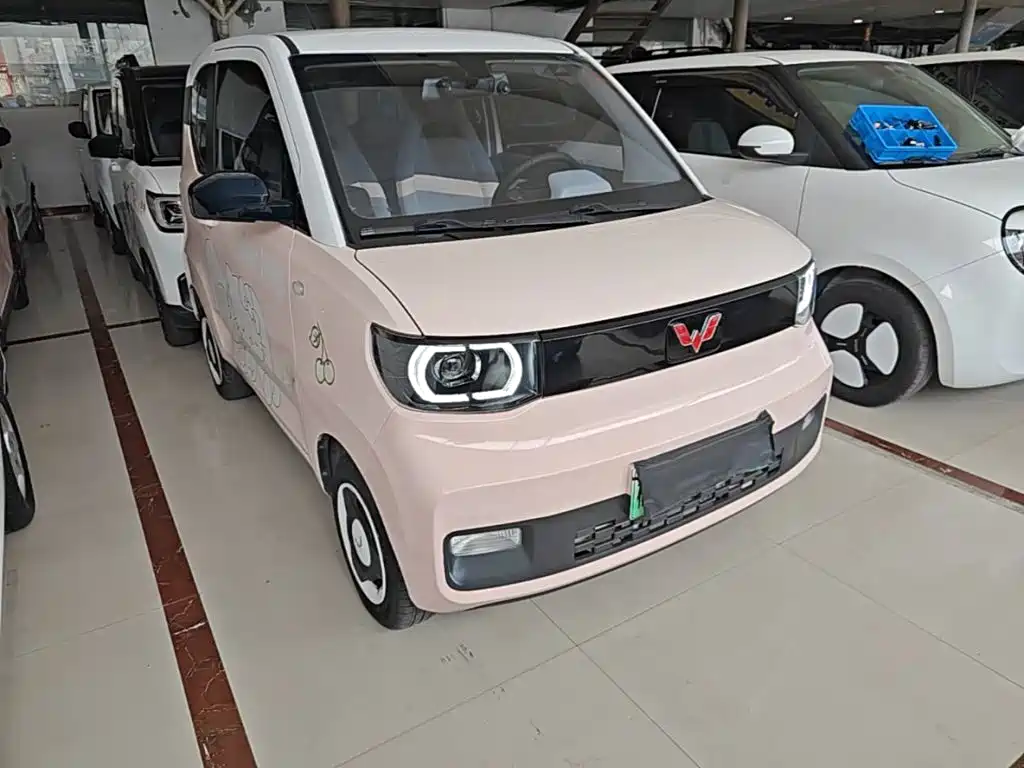 Wuling MINIEV — миниатюра 4