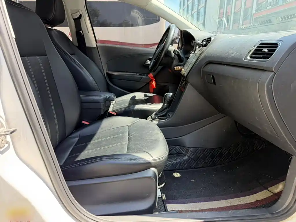 Volkswagen Polo — миниатюра 16