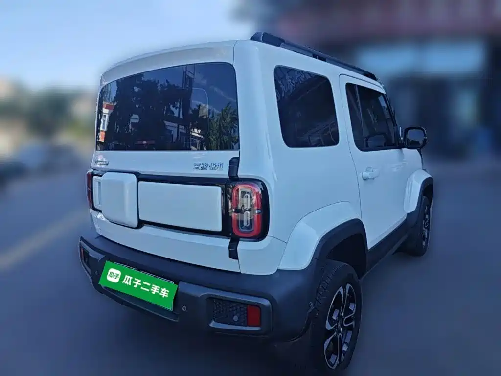 Baojun Yueye — миниатюра 4