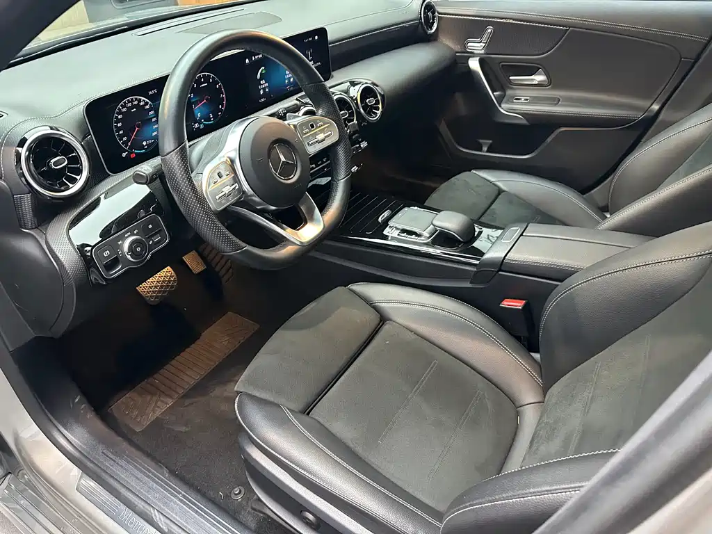 Mercedes-Benz A-Class — миниатюра 15