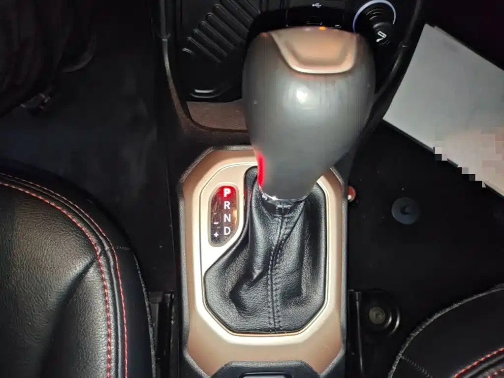 Jeep Renegade — миниатюра 14