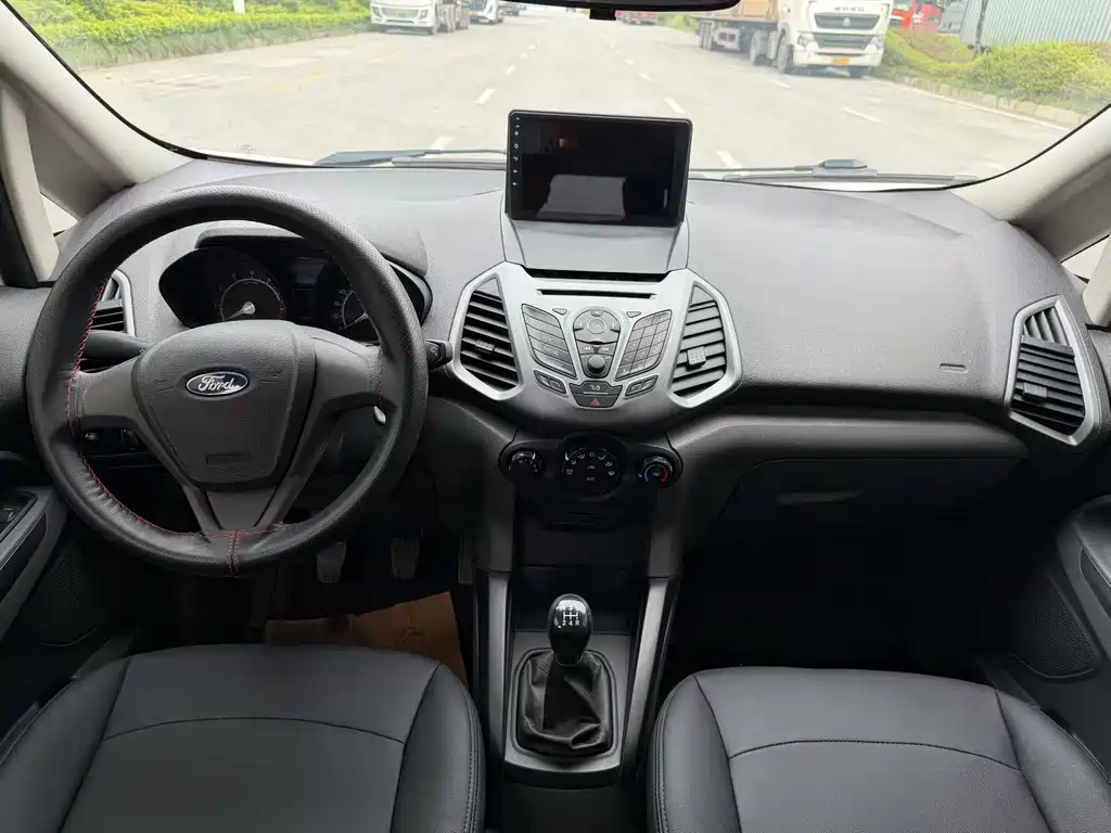 Ford Ecosport — миниатюра 8