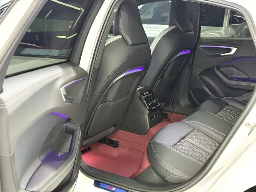 Audi A5L — миниатюра 6