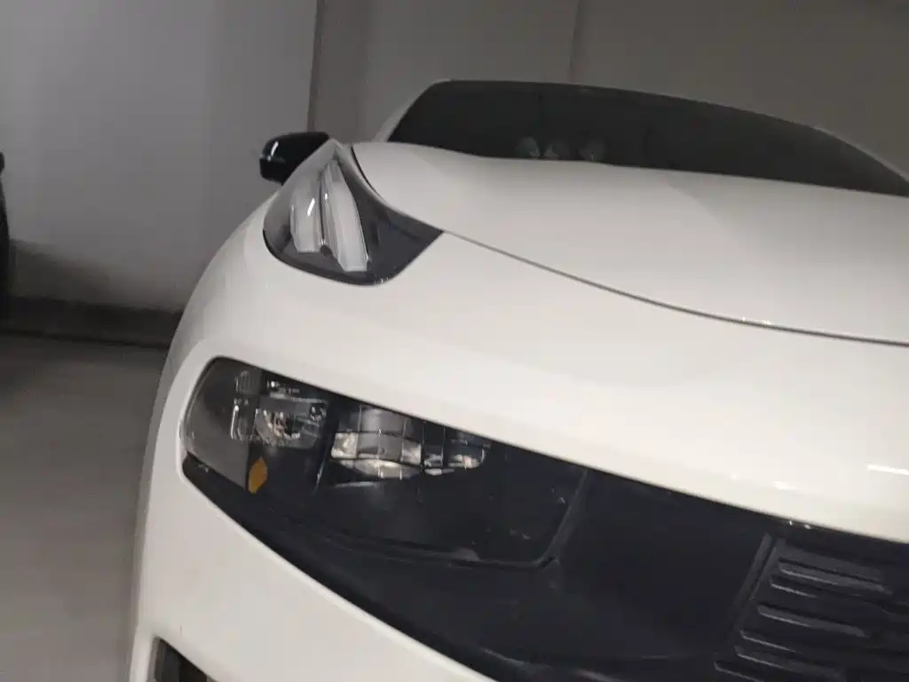 Lynk & Co 03 — миниатюра 7
