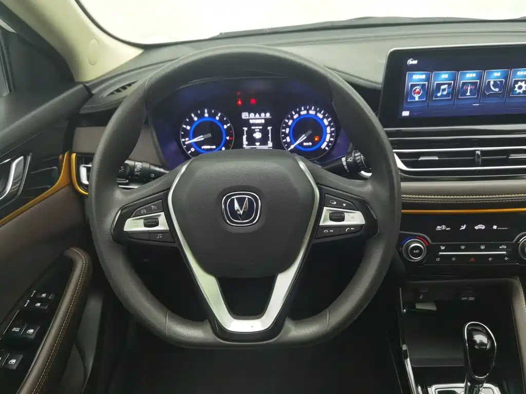 Changan Eado DT — миниатюра 17
