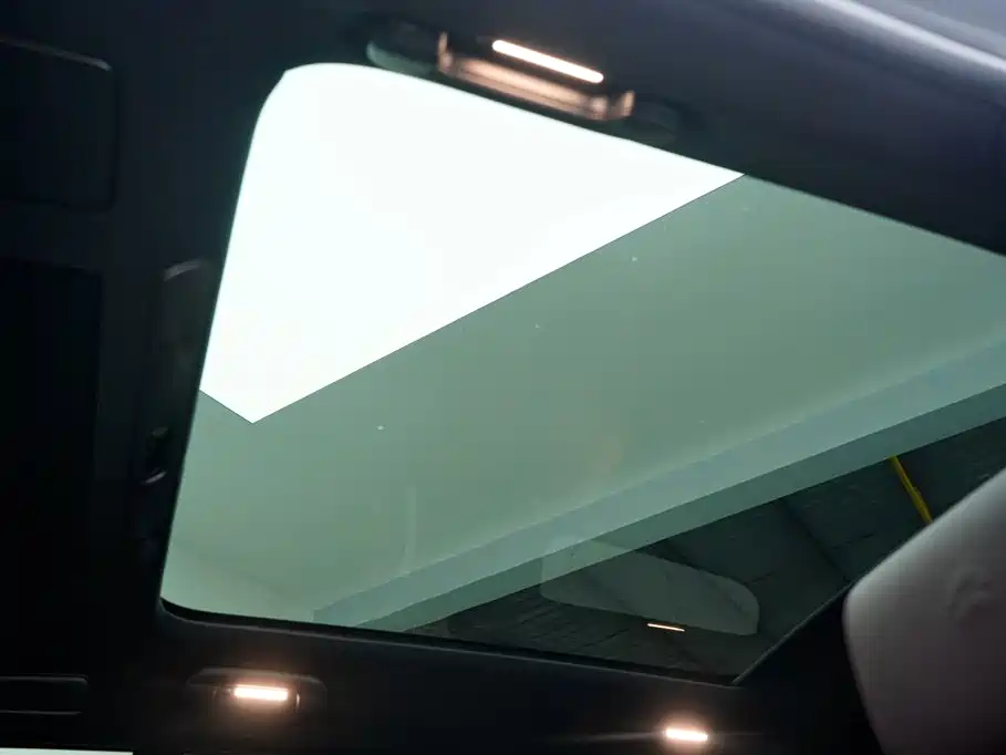 NIO ES8 — миниатюра 9