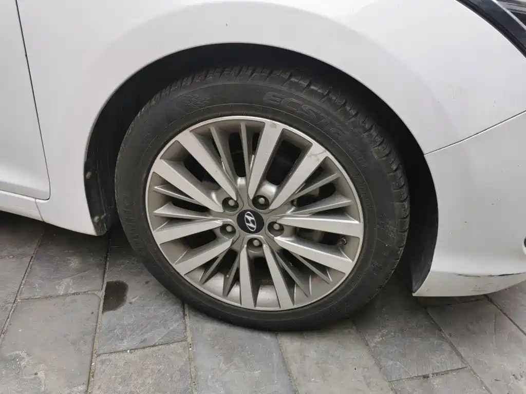 Hyundai Mistra — миниатюра 8