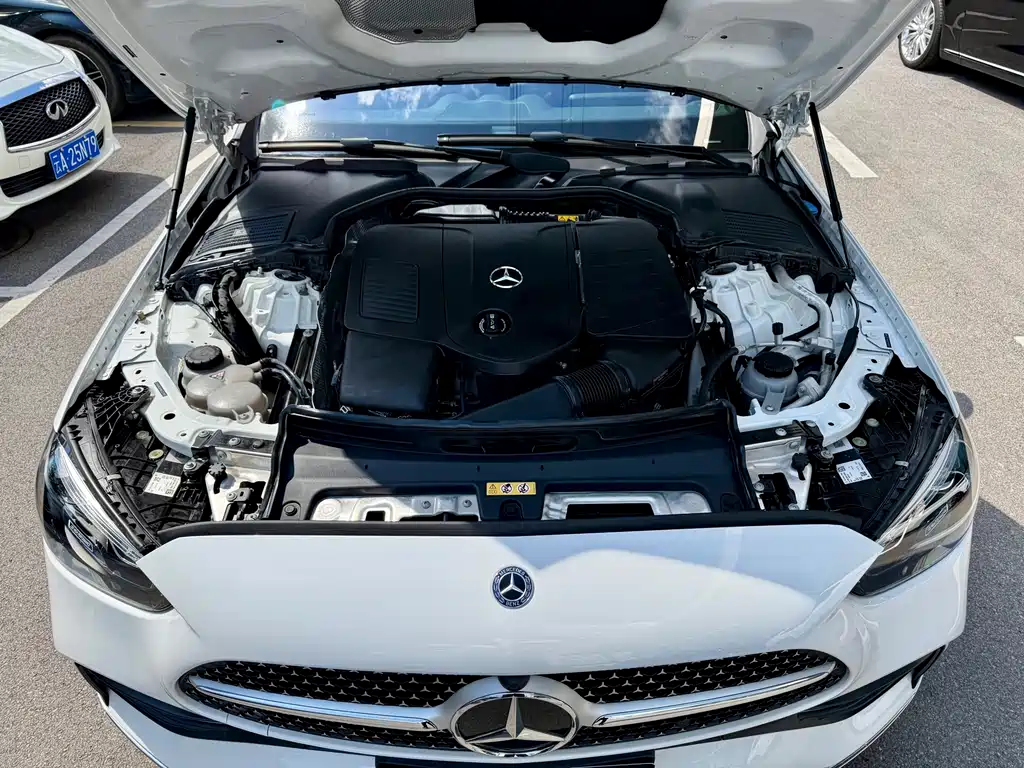 Mercedes-Benz C-Class — миниатюра 30