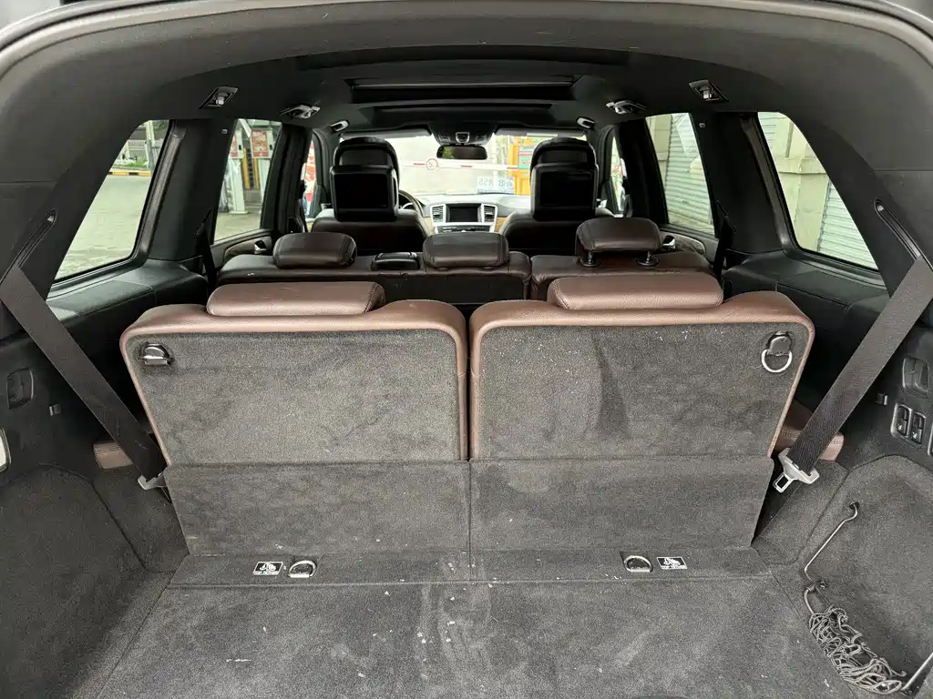 Mercedes-Benz GL-Class — миниатюра 13