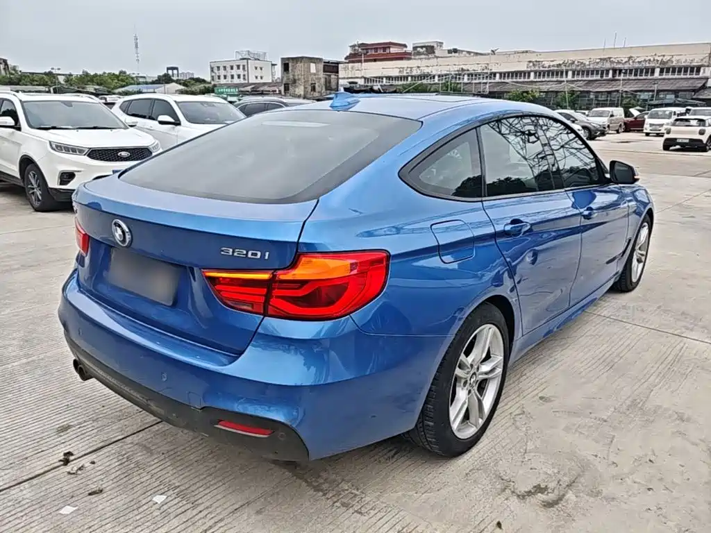BMW 3 Series GT — миниатюра 7