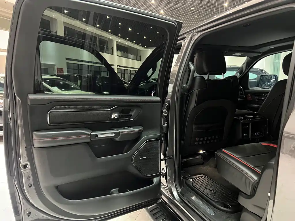 RAM Ram Trucks — миниатюра 9