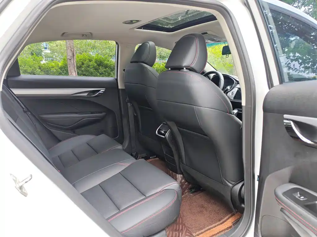 Geely Binrui — миниатюра 7
