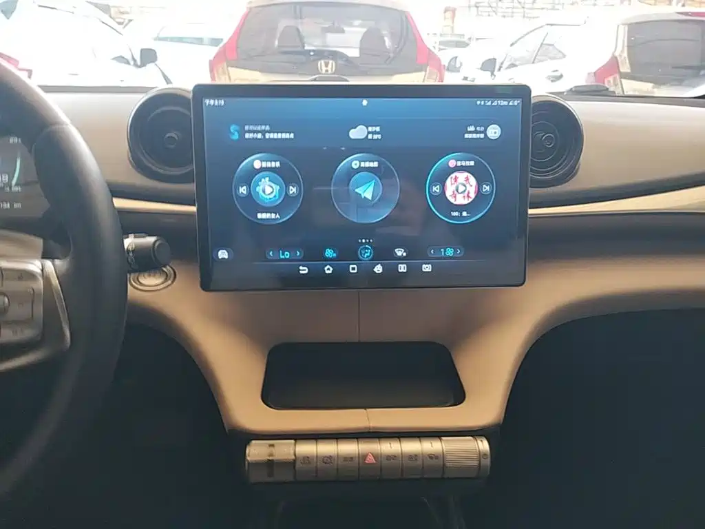 BYD Dolphin — миниатюра 13