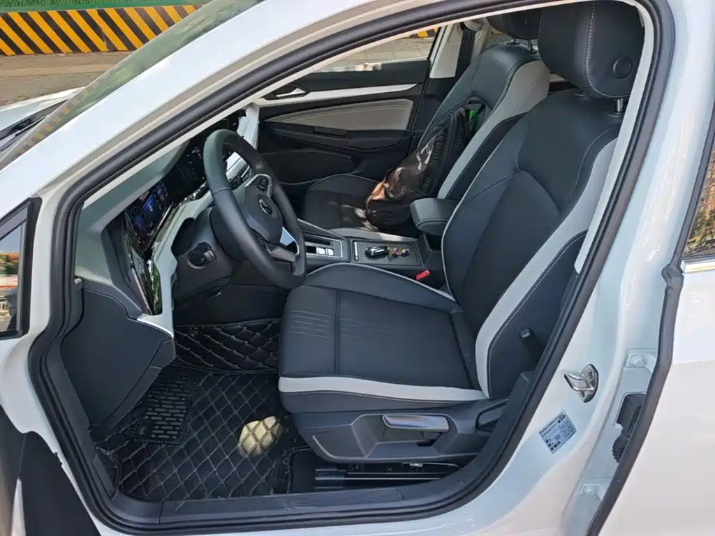 Volkswagen Golf — миниатюра 15