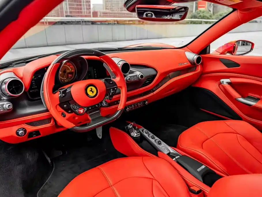 Ferrari F8 — миниатюра 4