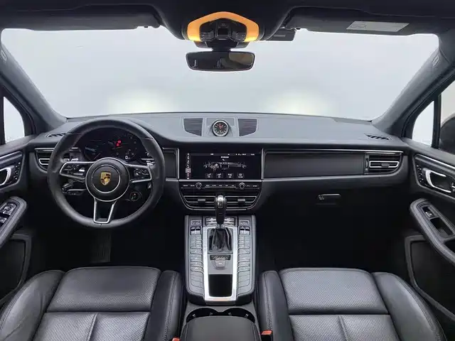 Porsche Macan — миниатюра 12