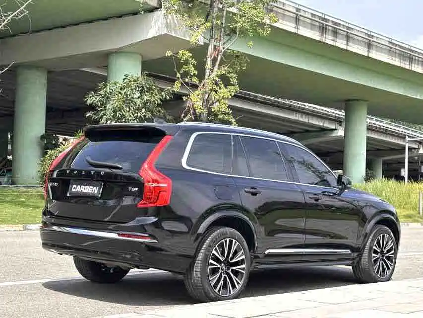Volvo XC90 PHEV — миниатюра 5
