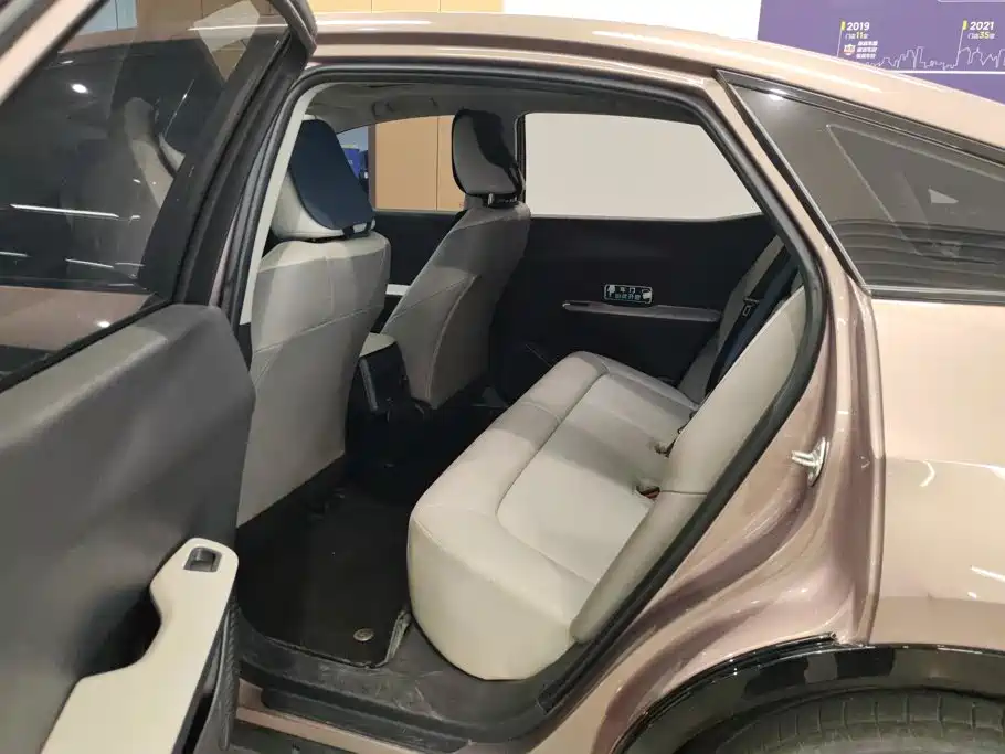 Toyota bZ3 — миниатюра 10