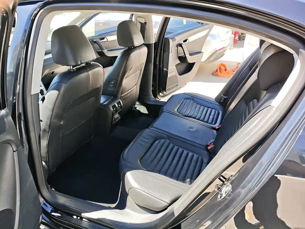 Volkswagen Magotan — миниатюра 9