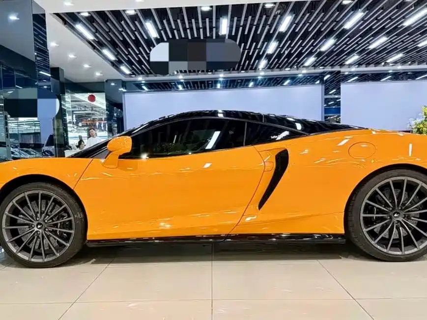 McLaren GT — миниатюра 3