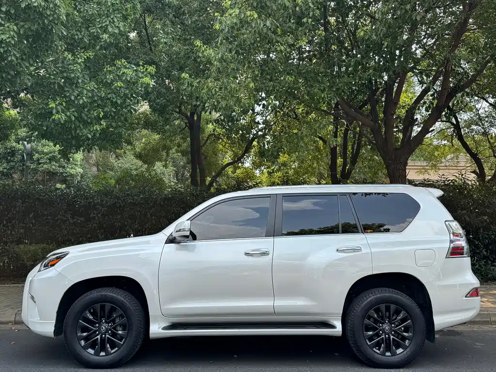 Lexus GX — миниатюра 3