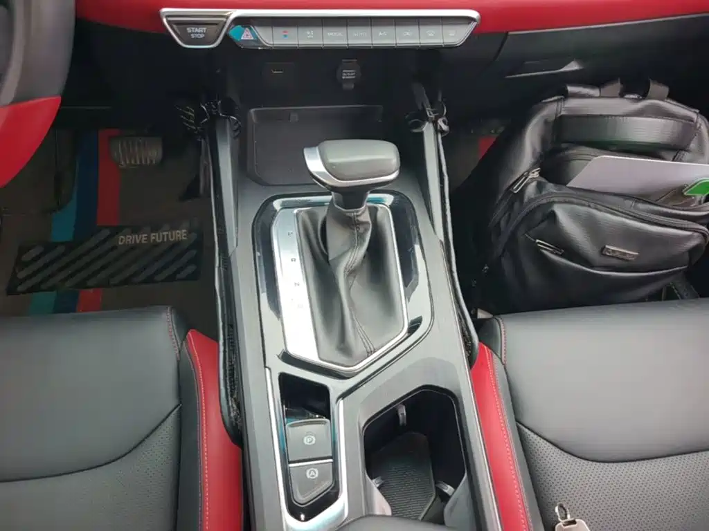 Geely Emgrand S — миниатюра 14