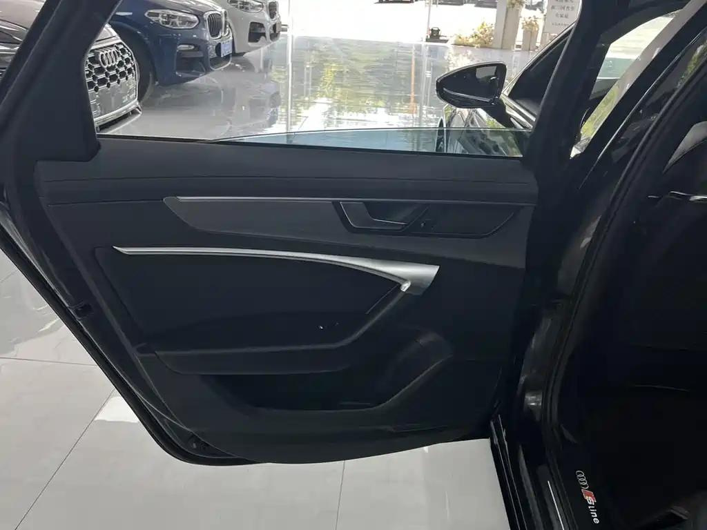 Audi A6L — миниатюра 24