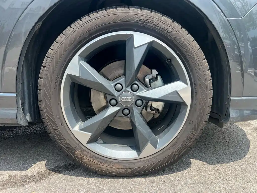 Audi Q3 — миниатюра 13
