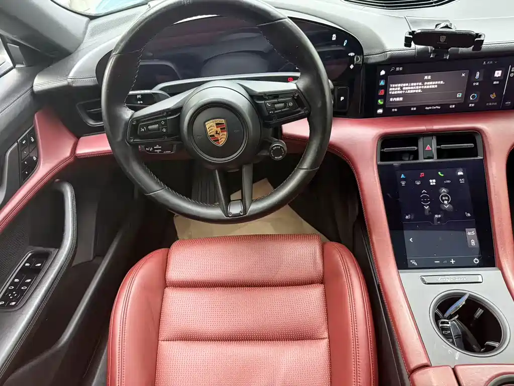 Porsche Taycan — миниатюра 6