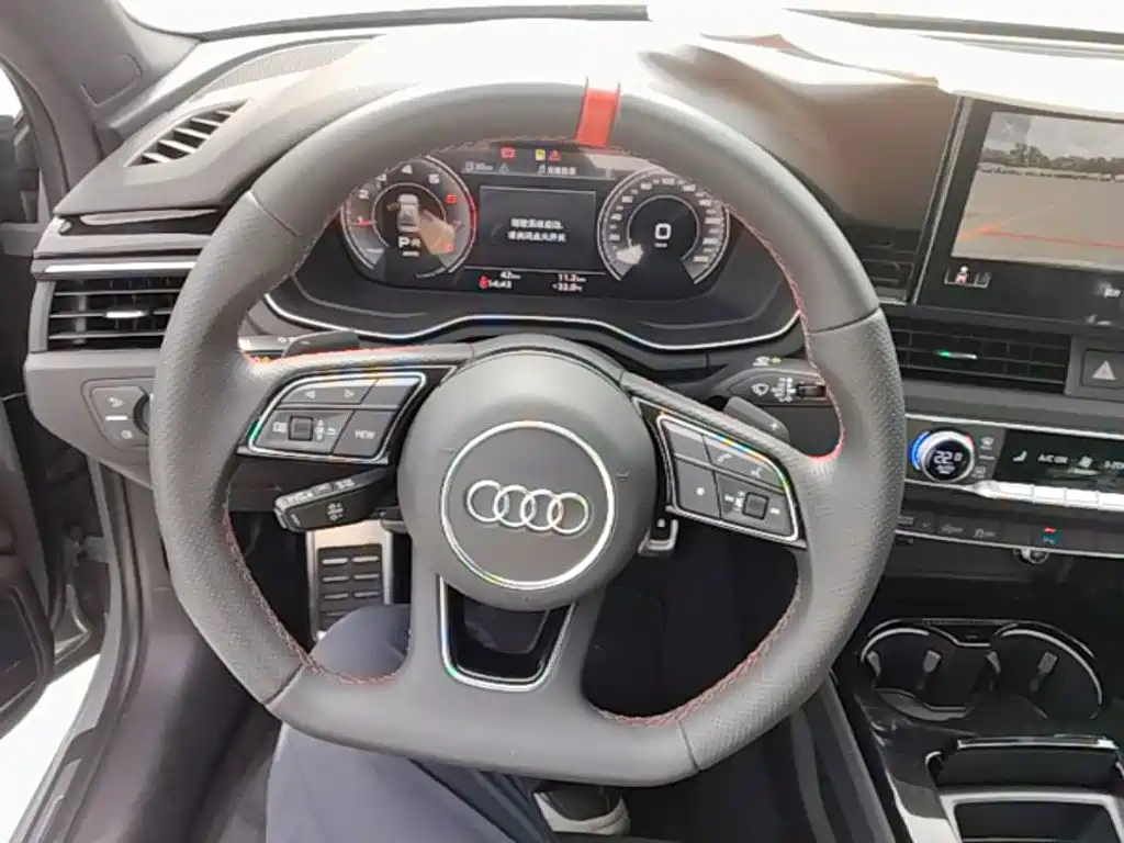 Audi A4L — миниатюра 11
