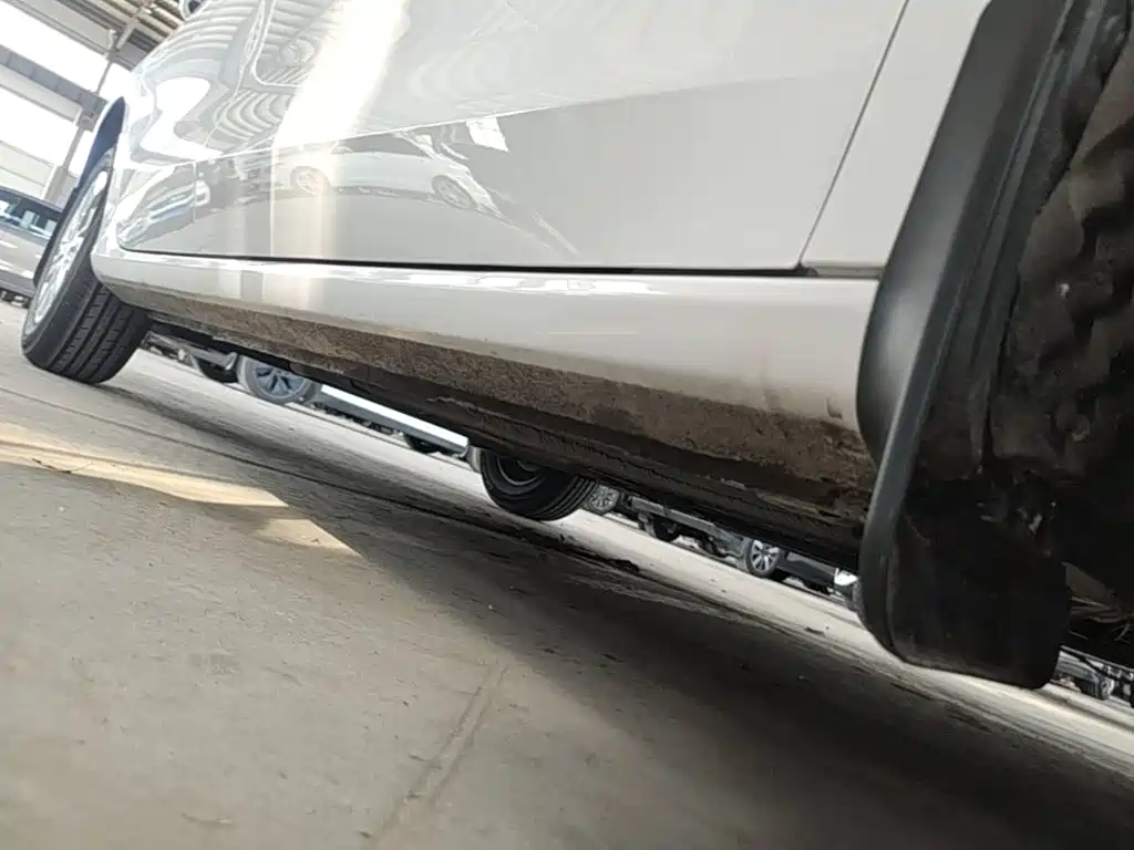 Geely Emgrand — миниатюра 21