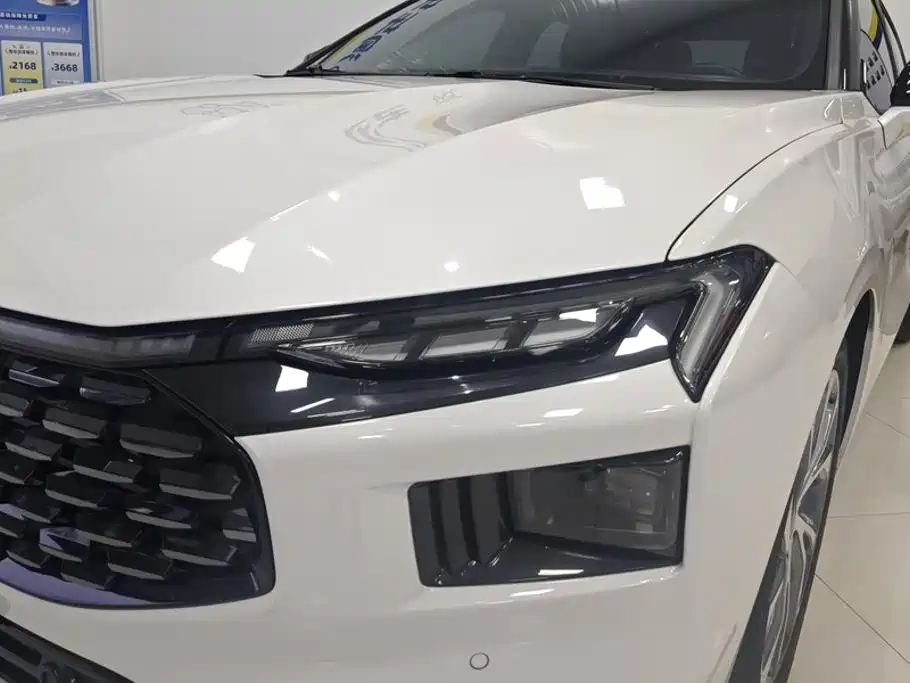 Ford Mondeo — миниатюра 5