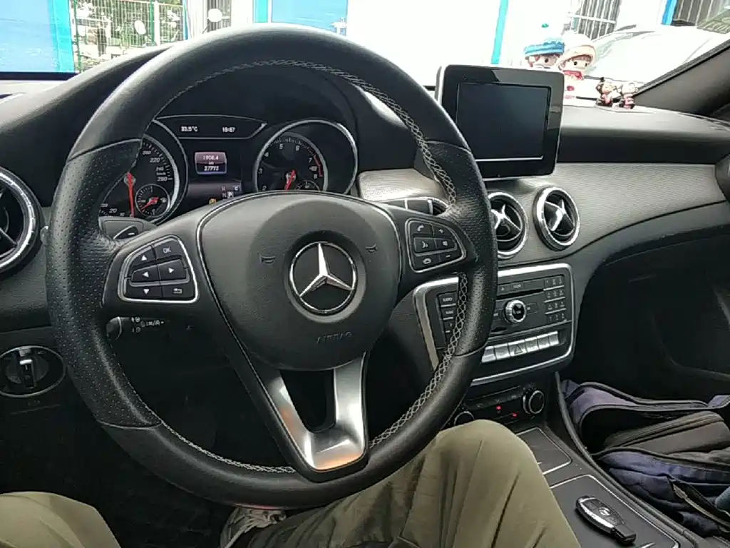 Mercedes-Benz CLA (Import) — миниатюра 10