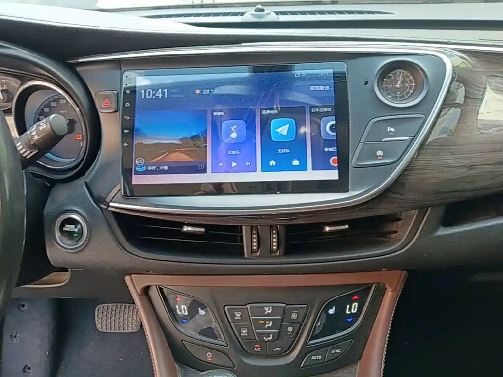 Buick Envision Plus — миниатюра 13