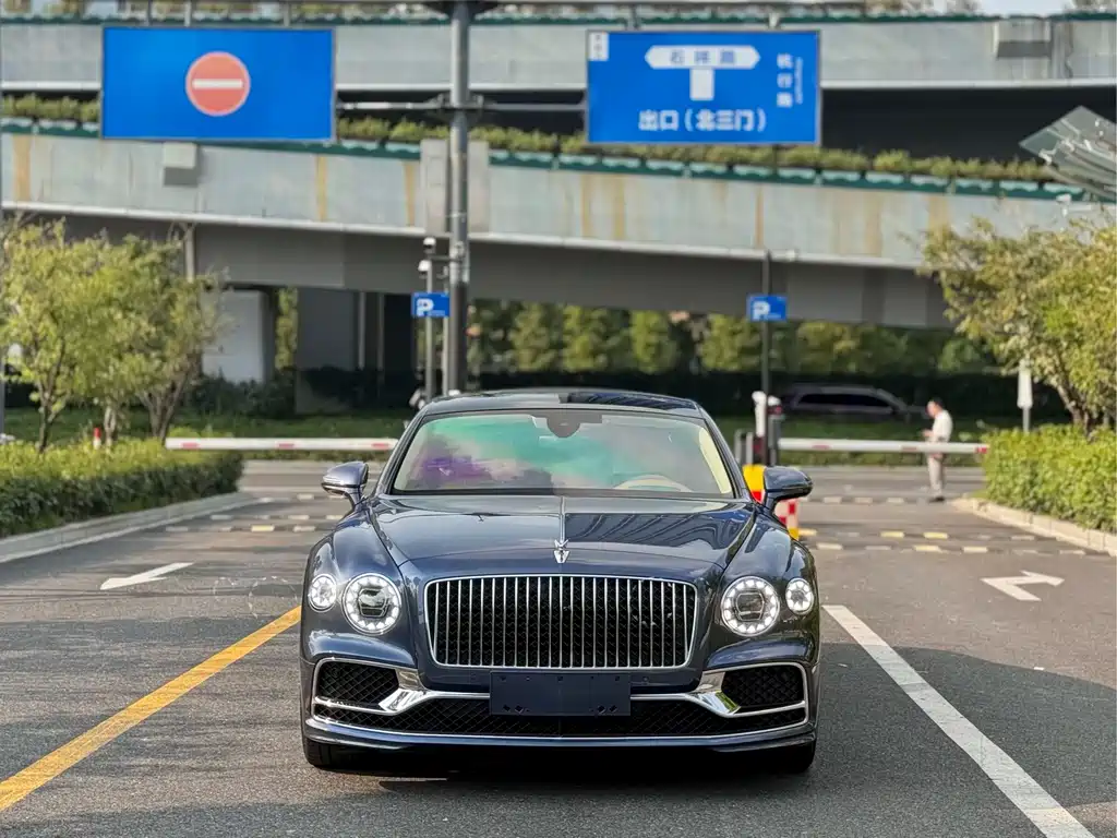 Bentley Flying Spur PHEV