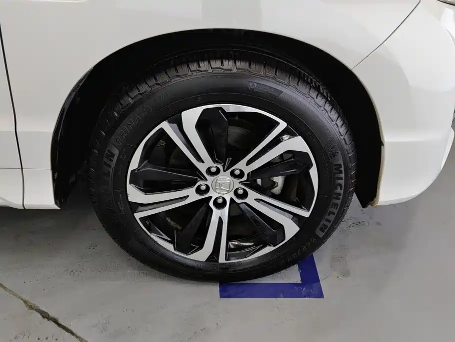 Honda UR-V — миниатюра 6