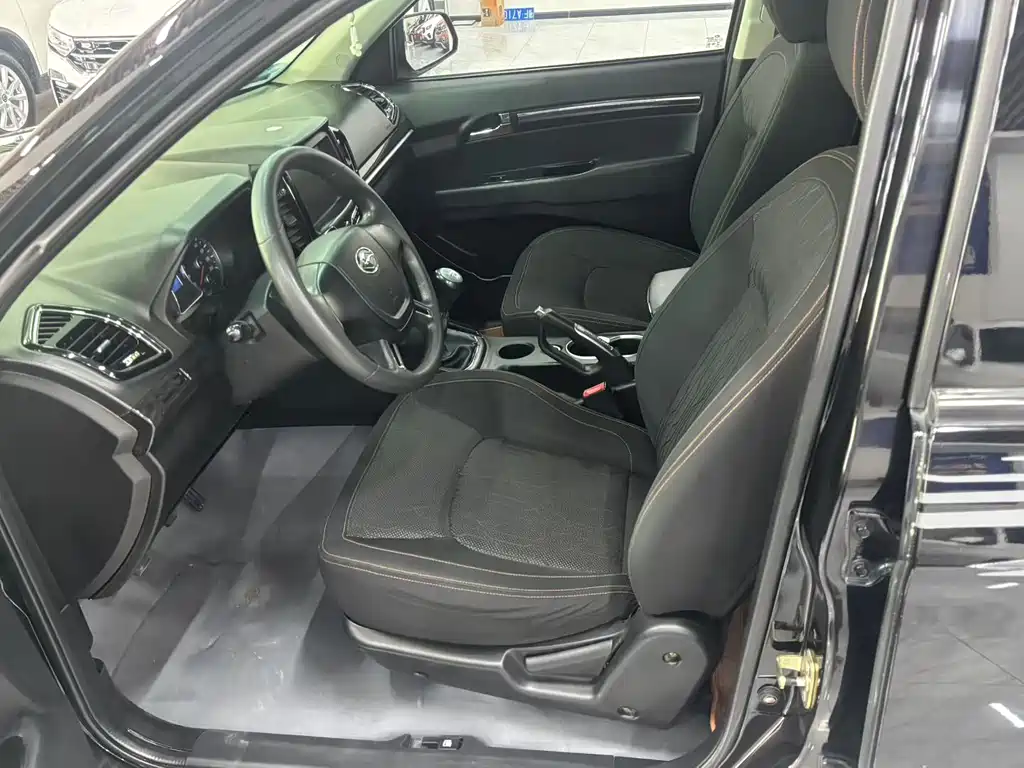 Landwind Landwind X8 — миниатюра 5