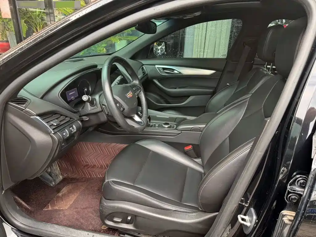 Cadillac CT5 — миниатюра 7