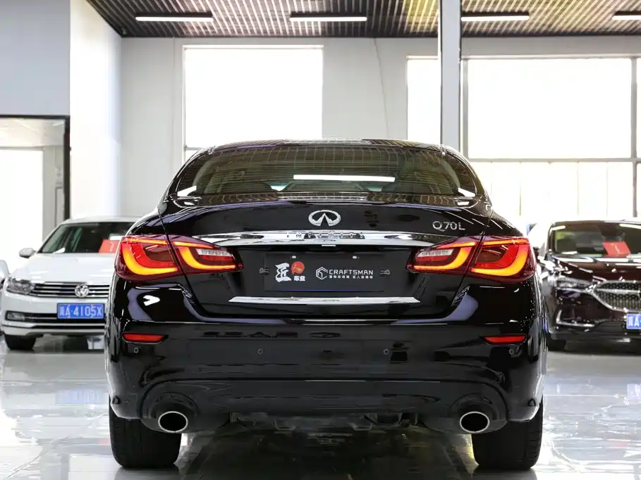 Infiniti Q70 — миниатюра 23