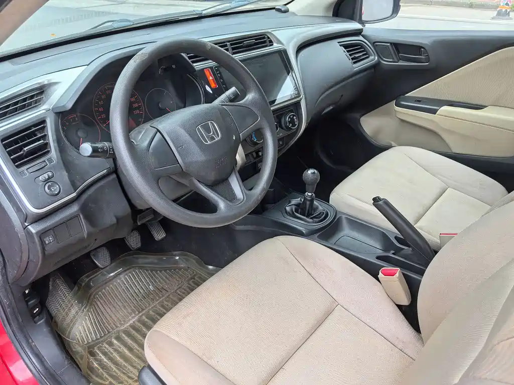 Honda City 1.5L Manual Progressive Edition, фото 11