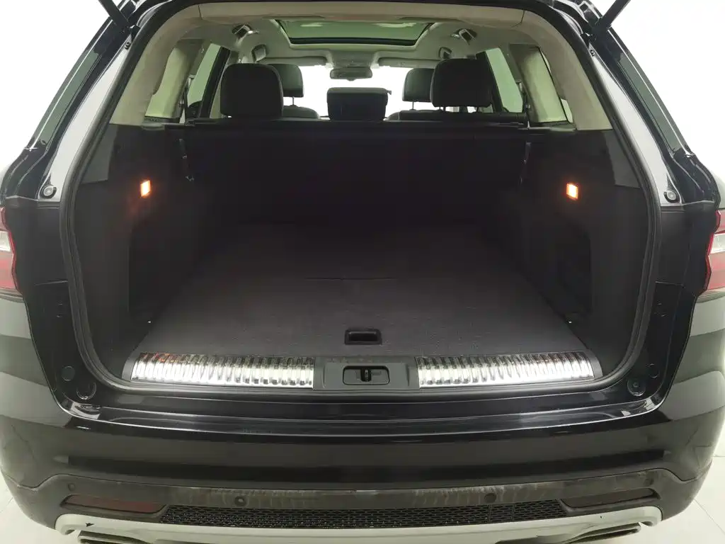 Hongqi Hongqi HS7 — миниатюра 16