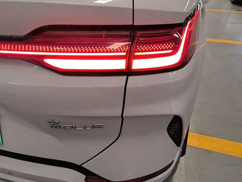 BYD PLUS New Energy — миниатюра 8