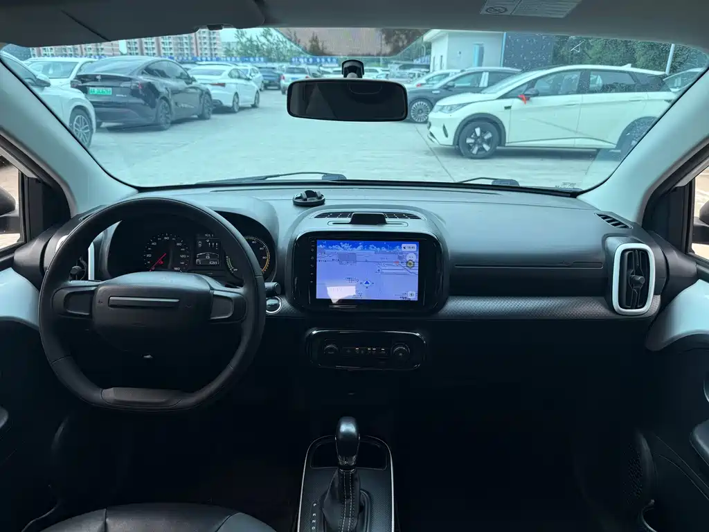Roewe Clever — миниатюра 6